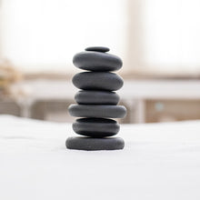 Carica l'immagine nel visualizzatore di Gallery, Massaggio Lomi Lomi Stone